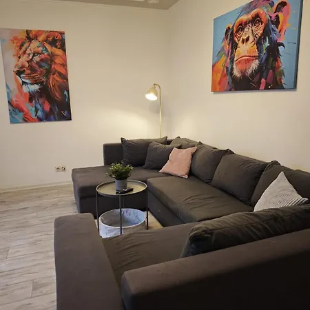 Fuer 6 Personen Und 2 Hunde Inklusive Ueberdachter Terrasse