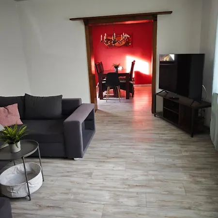 Fuer 6 Personen Und 2 Hunde Inklusive Ueberdachter Terrasse *