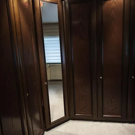 Fuer 6 Personen Und 2 Hunde Inklusive Ueberdachter Terrasse