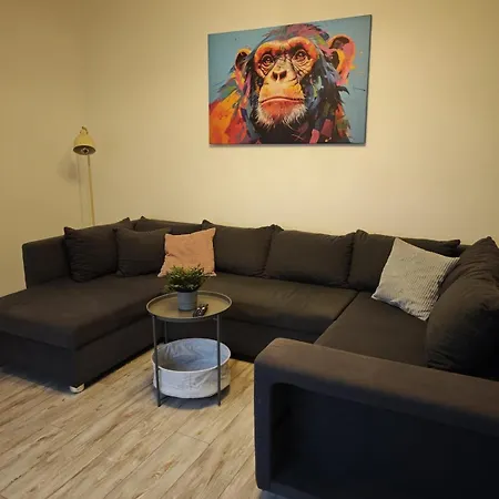 Fuer 6 Personen Und 2 Hunde Inklusive Ueberdachter Terrasse شقة *