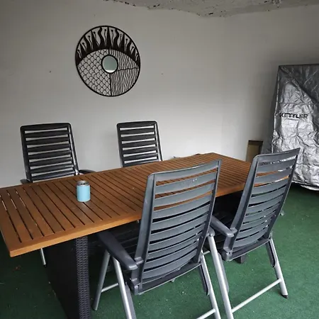 公寓 Fuer 6 Personen Und 2 Hunde Inklusive Ueberdachter Terrasse