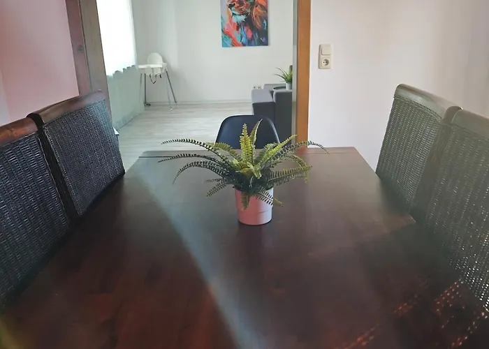 Fuer 6 Personen Und 2 Hunde Inklusive Ueberdachter Terrasse 林尼希