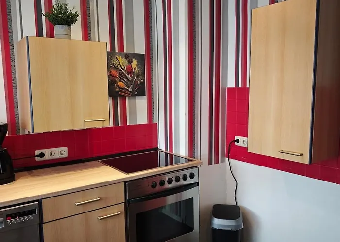 Fuer 6 Personen Und 2 Hunde Inklusive Ueberdachter Terrasse Linnich