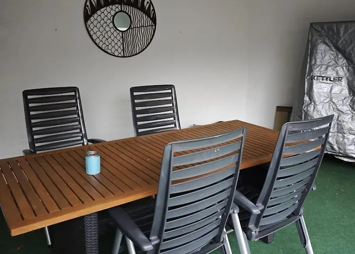 公寓 Fuer 6 Personen Und 2 Hunde Inklusive Ueberdachter Terrasse